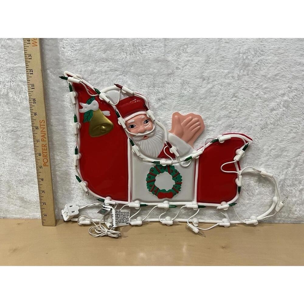Lighted Santa Sleigh Wall Decor Plug In Vintage Style Christmas